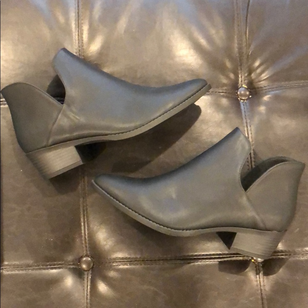 Black Booties